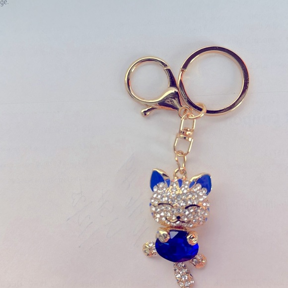 Rhinestone Bling Crystal Kitty Cat bag key charm. - Picture 3 of 3